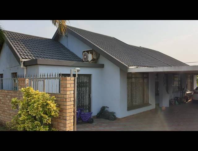 5 BEDROOM HOUSE FOR SALE IN ESIKHAWINI J